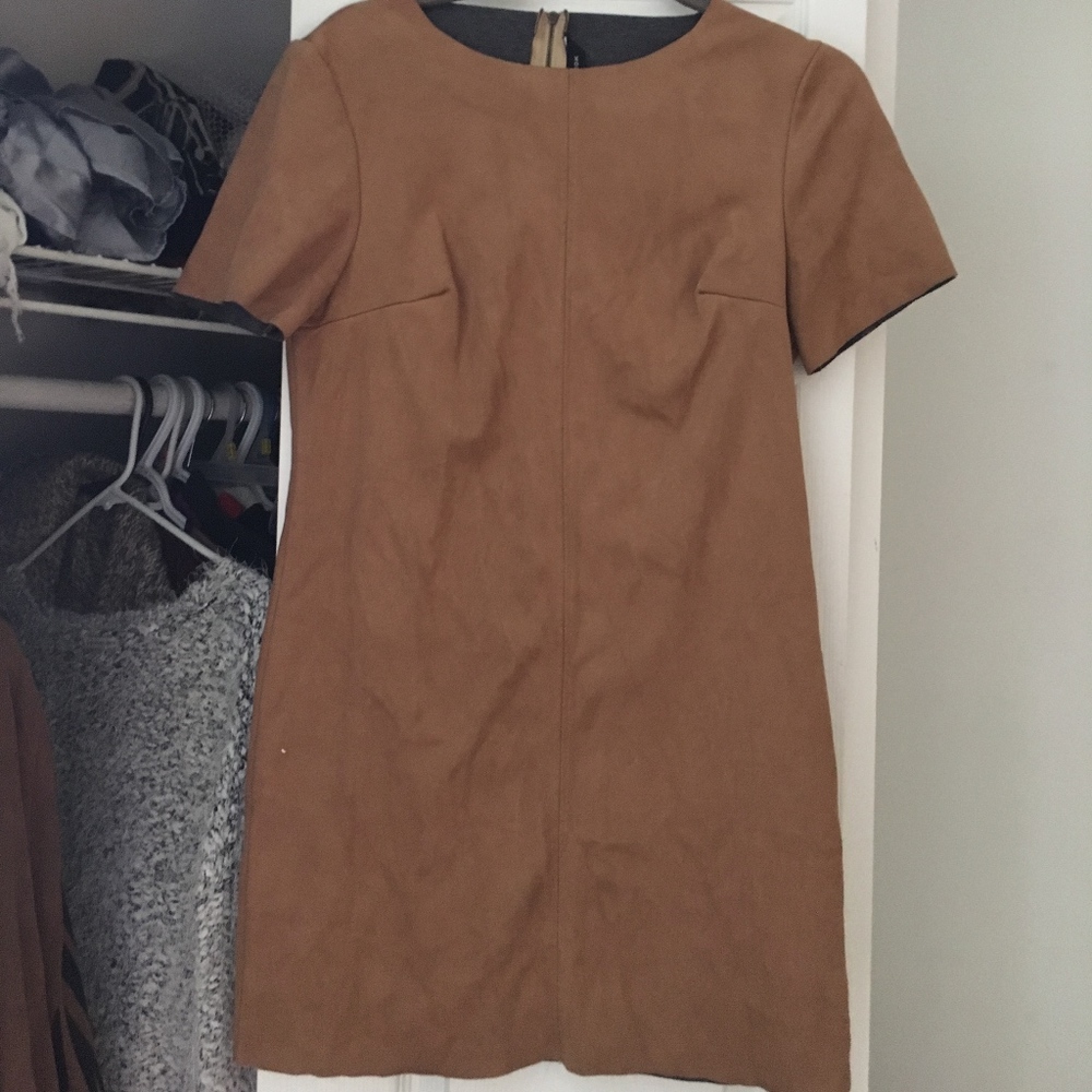 Brown dress